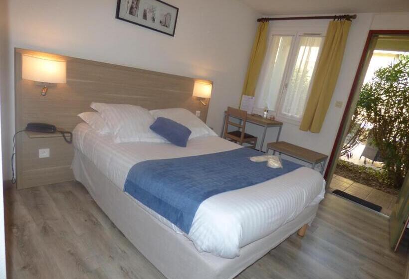 Номер Стандарт, Hôtel Les Comtes De Pardiac