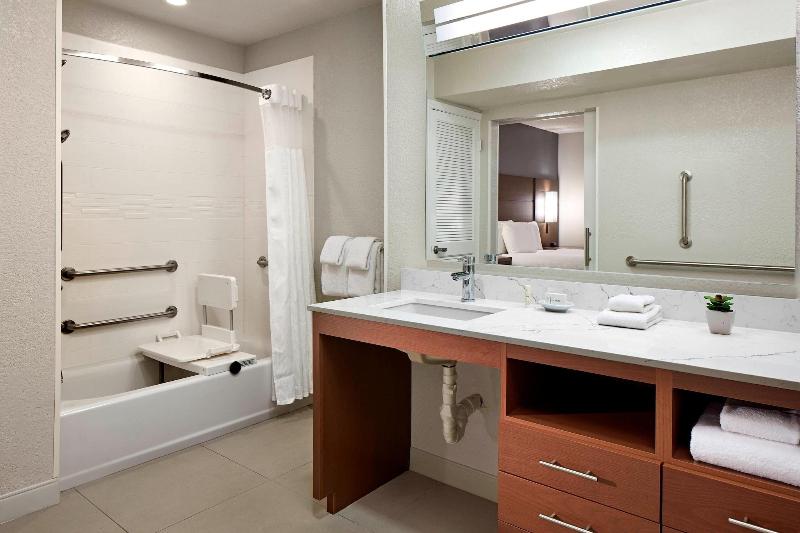 Номер Deluxe, Colmar Tropicale