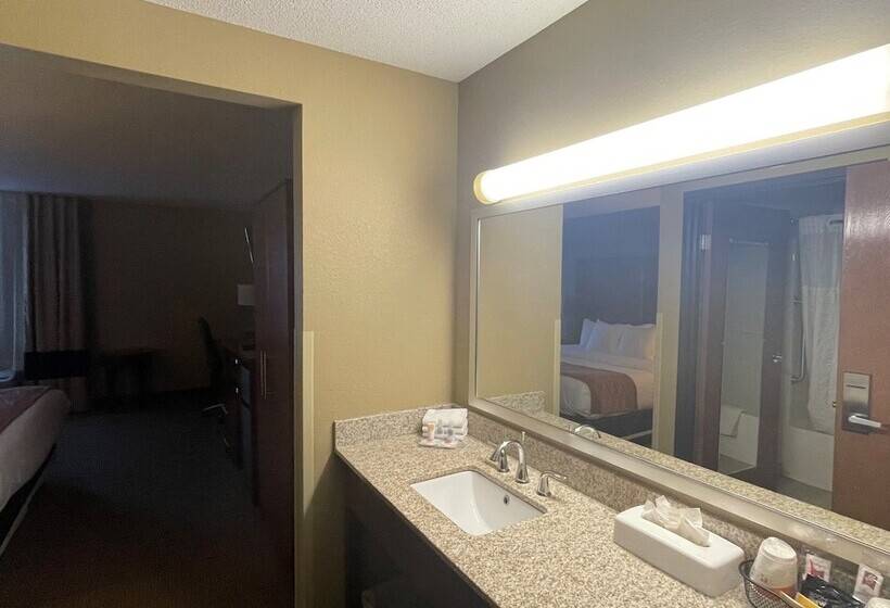 Номер Стандарт 2 Двуспальные Кровати, Comfort Inn North Polaris
