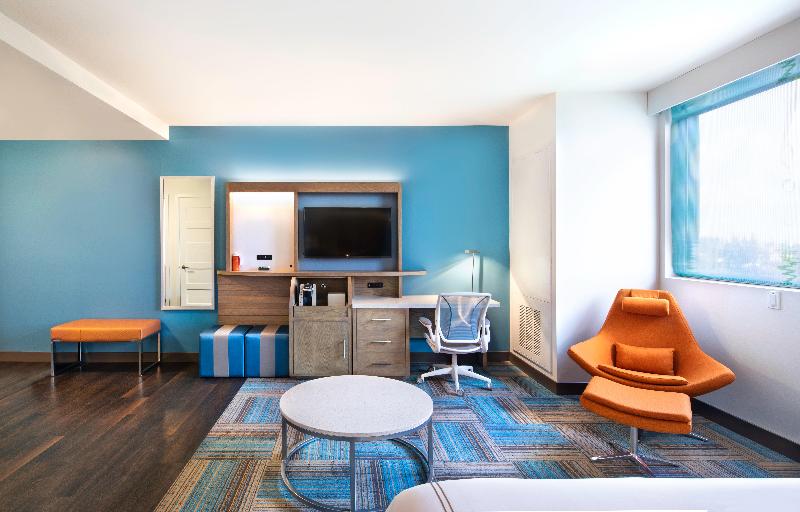 Люкс Кровать Кинг, Delta Hotels By Marriott Guelph Conference Centre