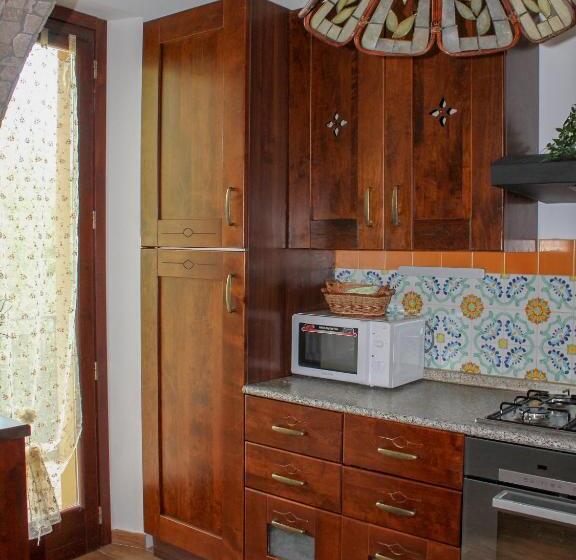 Номер Стандарт Трехместный, B&b La Poeta