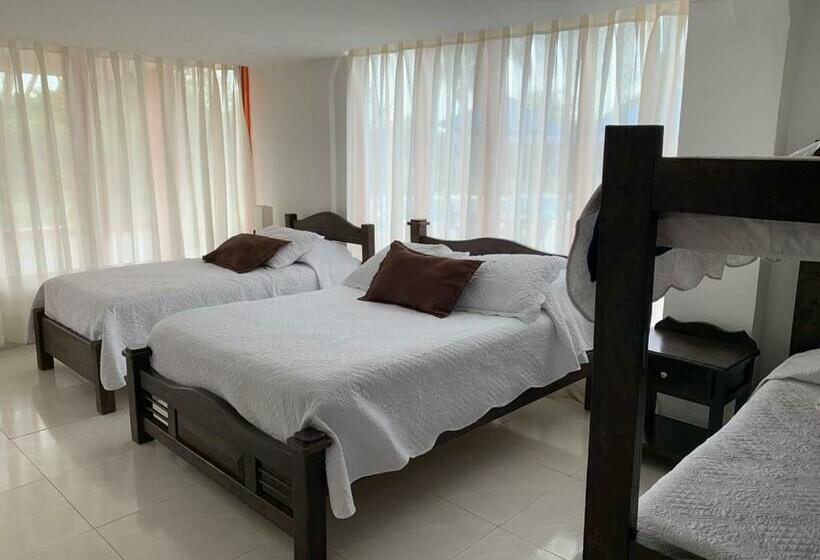 4인용 스탠다드 룸, Finca Hotel La Manuela