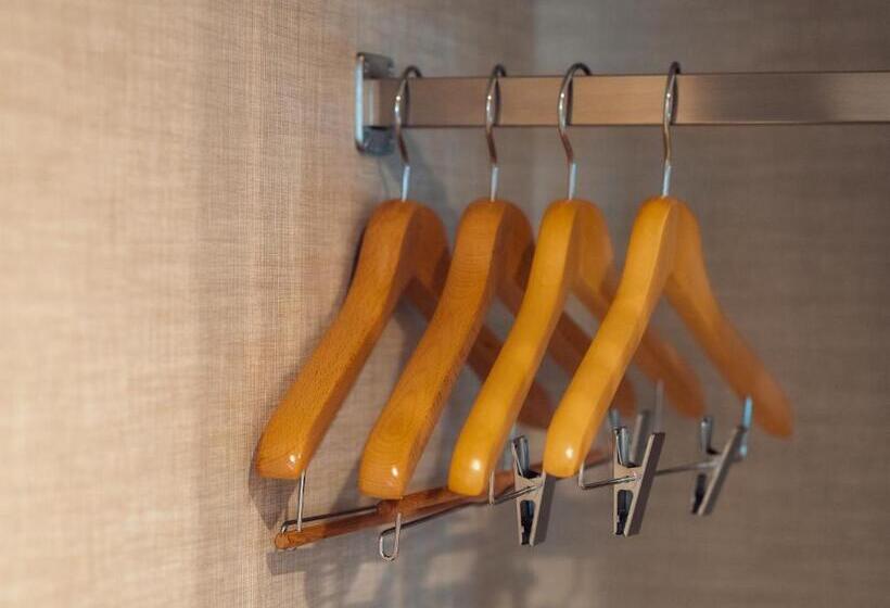 스탠다드 트리플 룸, Henn Na Hotel Sendai Kokubuncho