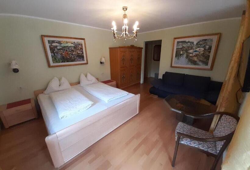 Номер Стандарт с Балконом, Gästehaus Taubensee