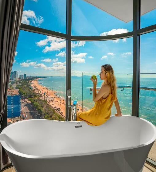 سوئیت پریمیوم با چشم‌انداز دریا, Premier Pearl Hotel Vung Tau