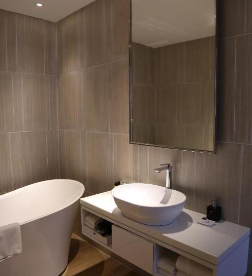سوییت, Premier Pearl Hotel Vung Tau