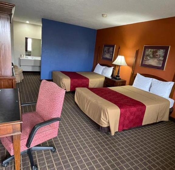 Номер Стандарт, Knights Inn & Suites Emporia
