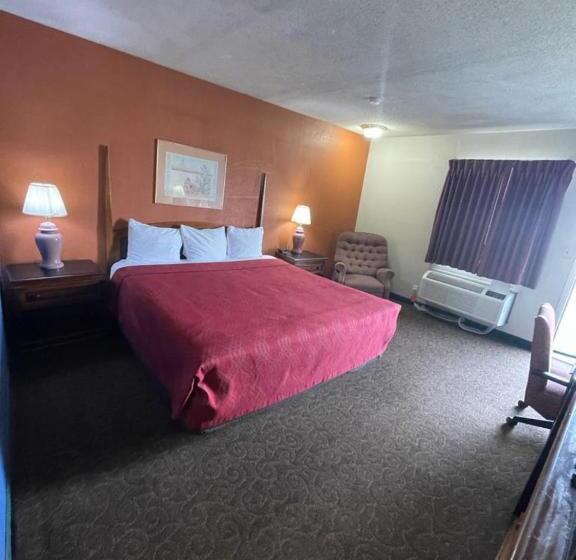 Стандартный Номер Кровать Кинг, Knights Inn & Suites Emporia