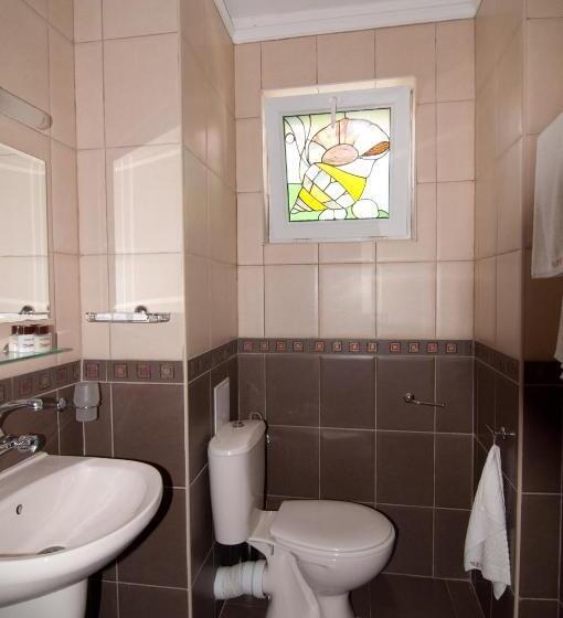 Quarto Quádruplo Deluxe, Guest House Hiora