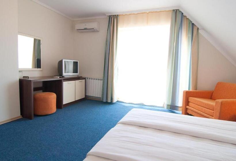 Номер Deluxe, Guest House Hiora