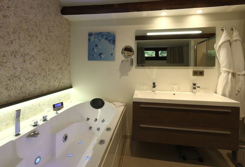 Полулюкс с Видом, Hostellerie Kemmelberg