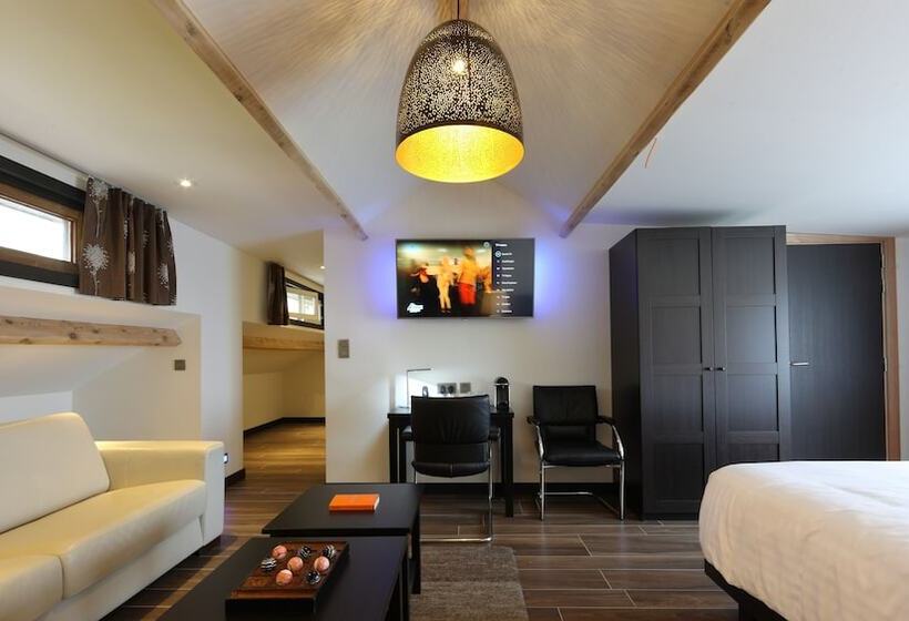 Полулюкс с Видом, Hostellerie Kemmelberg