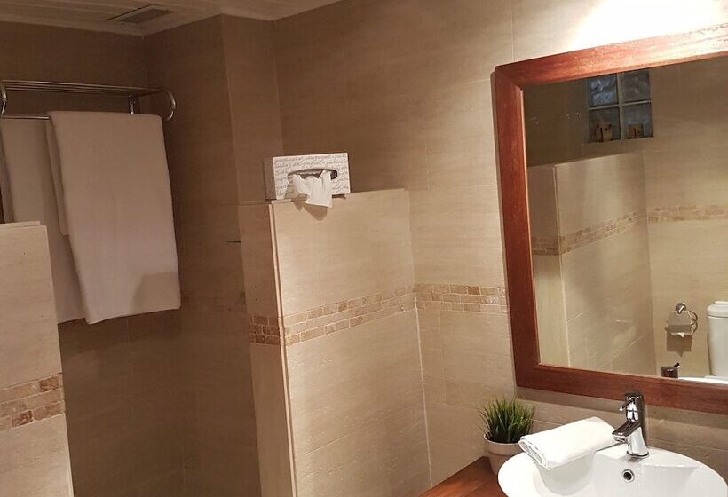 Номер Комфорт, La Villa Marbella