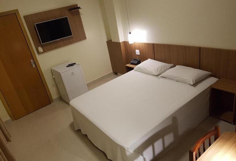 اتاق استاندارد یک نفره, Oft Place