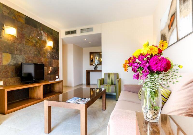Apartamento 2 Dormitorios, El Plantio Golf Resort