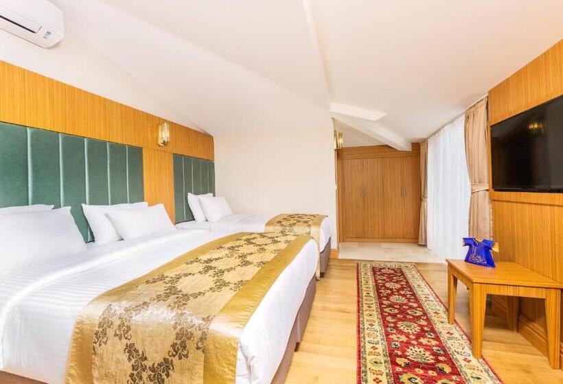 オーシャンビューのスーペリアトリプルルーム, Acra Hotel   Special Category