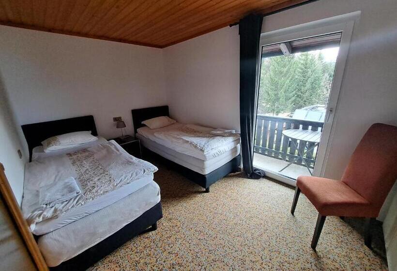 Семейный Номер, Blue Mountain