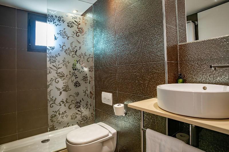 جناح جونيور, Migjorn Ibiza Suites & Spa