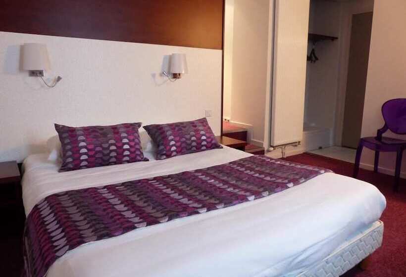 Классический Номер, The Originals Boutique, Hôtel Le Lion D'or, Fougères Ouest