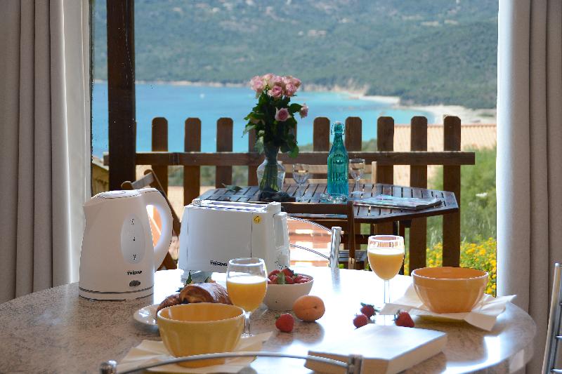 آپارتمان 1 خوابه با چشم‌انداز دریا, Residence Alba Rossa