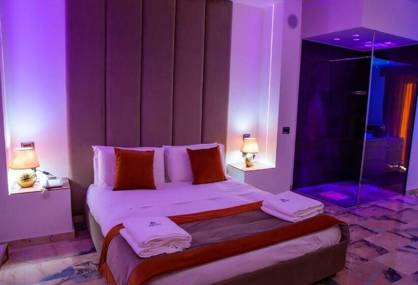 Номер Стандарт с Гидромассажем, Ibisco Suites