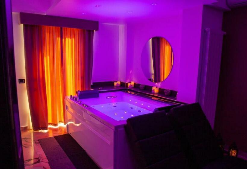 Номер Стандарт с Гидромассажем, Ibisco Suites