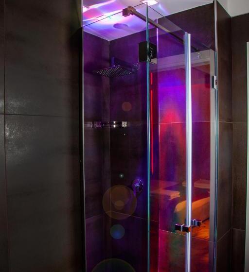 Номер Стандарт с Гидромассажем, Ibisco Suites