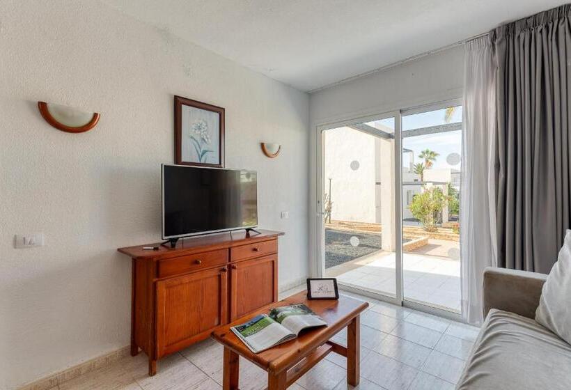 Апартаменты 1 Спальня, Homeforguest Apartamento 13 Con Terraza Y Piscina En Corralejo
