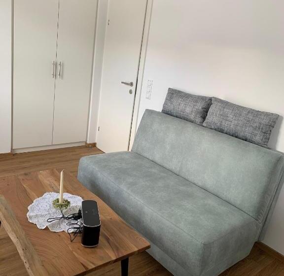 Апартаменты 2 Спальни, Nefer, Haus