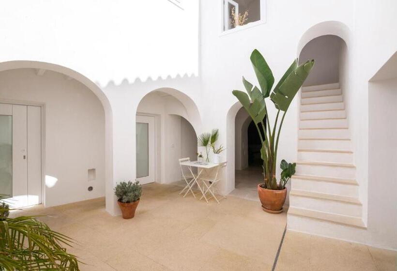 Студио Стандарт с Террасой, Casa Boutique Encalada