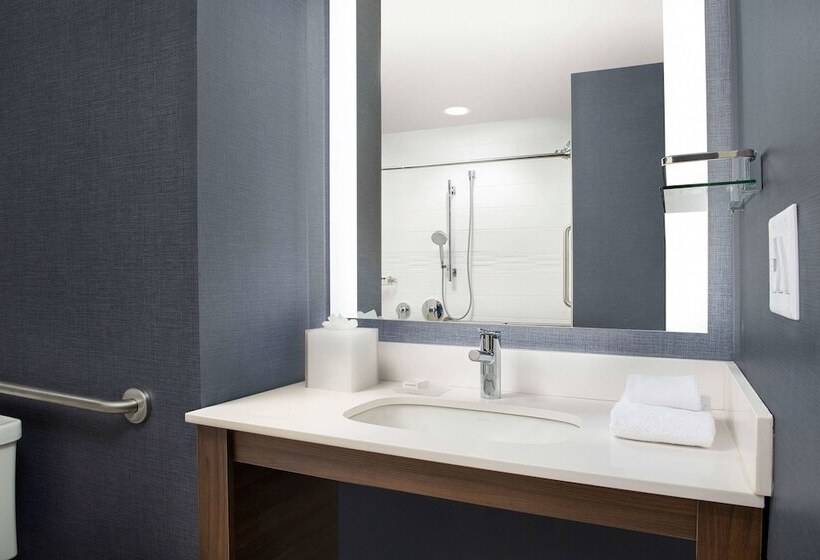استودیو استاندارد با چشم‌انداز باغ, Residence Inn Doral Mall Area