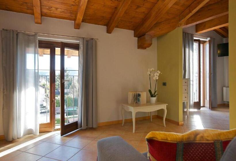 Люкс, Milano & Apartments