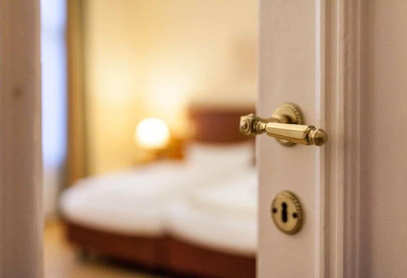 اتاق استاندارد یک نفره, Martas Hotel Berlin Mitte