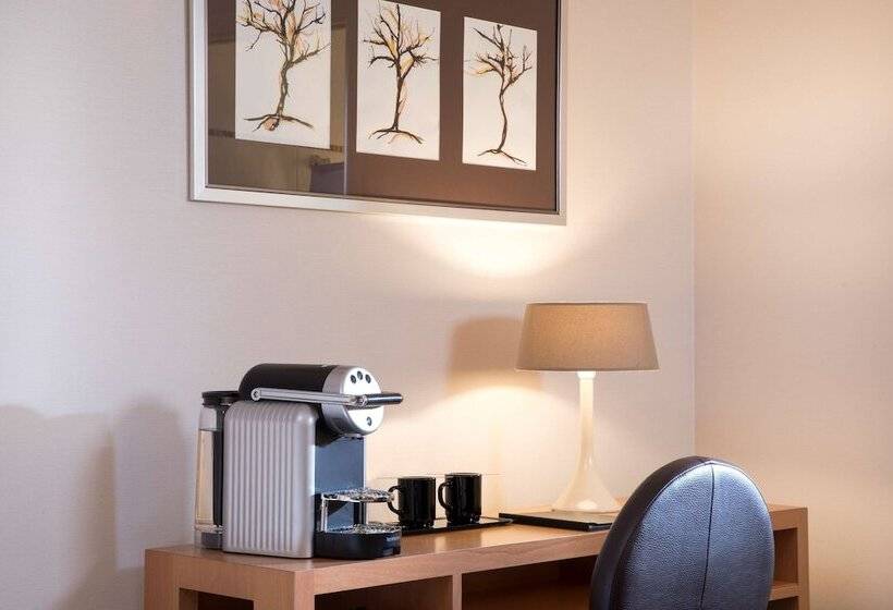Семейный Номер, Best Western Plus Hotel De La Regate Erdre