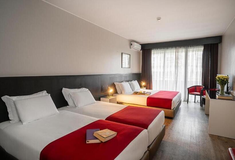 Habitación Familiar, Estacão   Braga