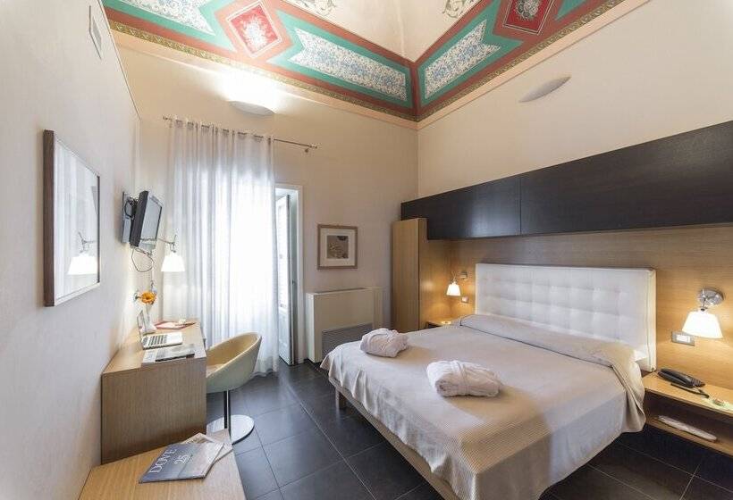 Номер Deluxe, Novecento