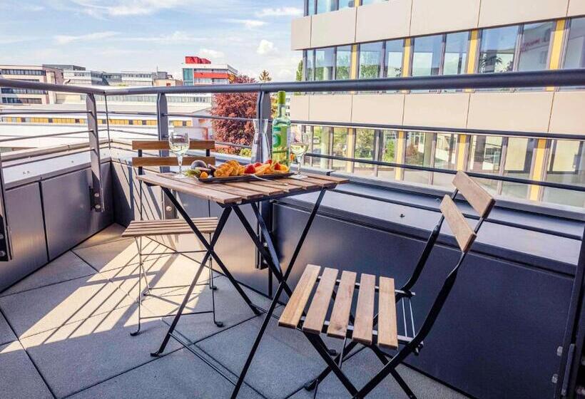 Студио Стандарт с Балконом, Adagio Access Stuttgart Airport Messe