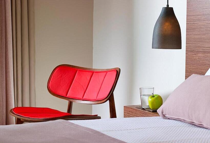 Трехместный Номер Superior, Elotis Suites