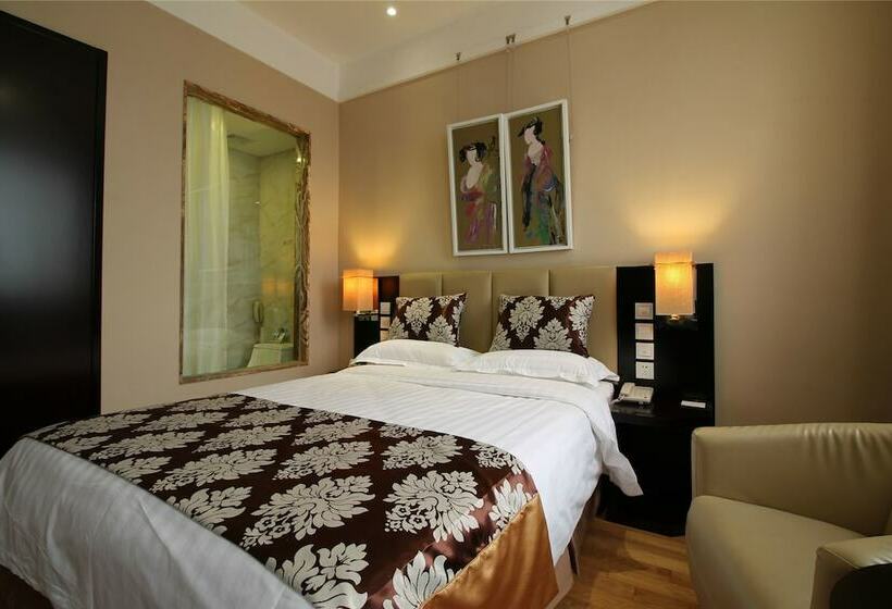 Quarto Classe Business, Ac Embassy