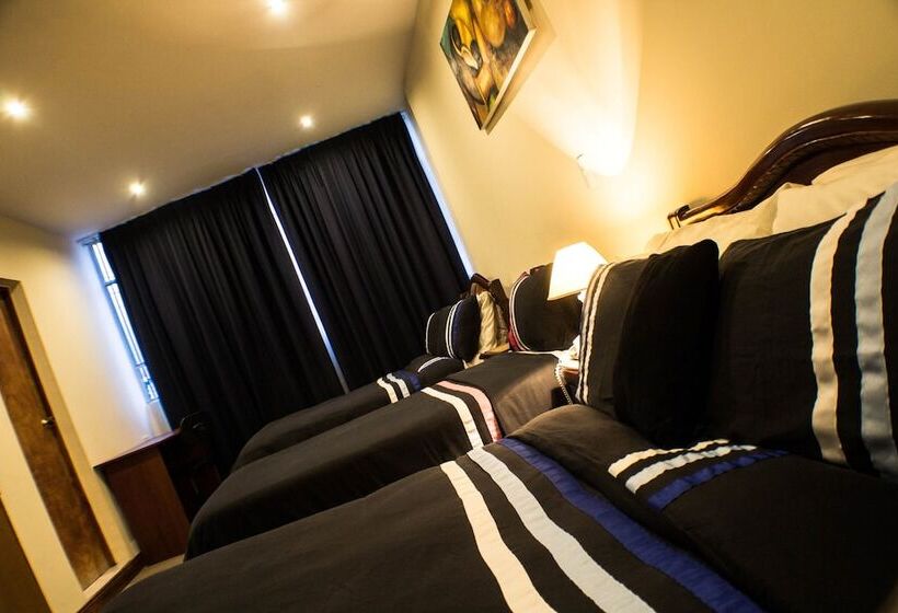 Семейный Номер, Charlies Place Hotel & Spa