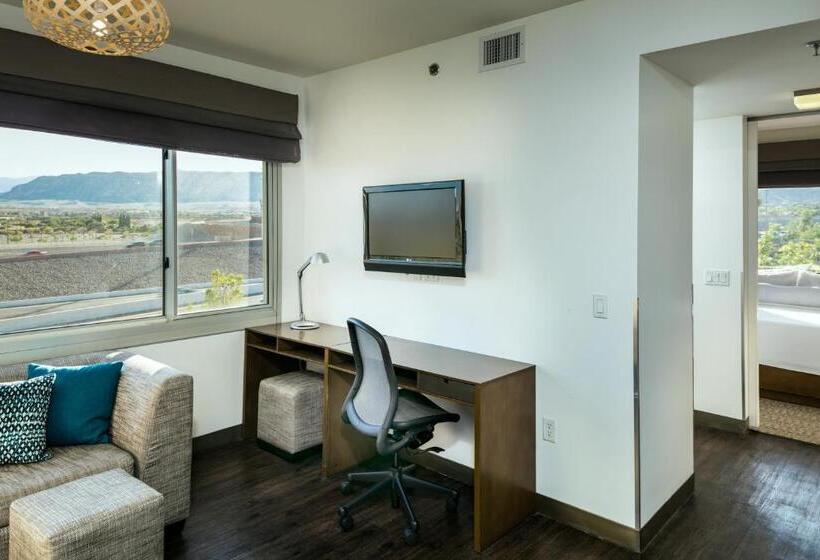 Люкс Кровать Кинг, Element Las Vegas Summerlin