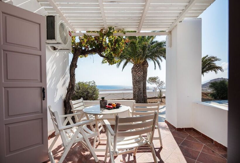 Quarto Familiar Vista Mar, Kavuras Village