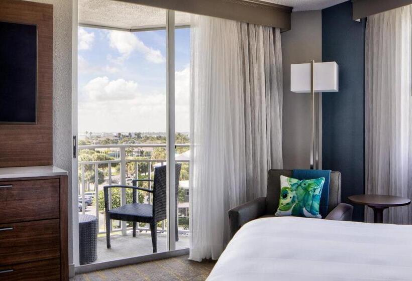 스탠다드 스튜디오 킹침대, Marriott Hutchinson Island Beach Resort, Golf & Marina