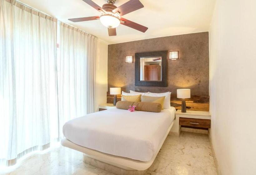 1 Bedroom Penthouse Apartment, Maya Villa Condo Hotel And Beachclub