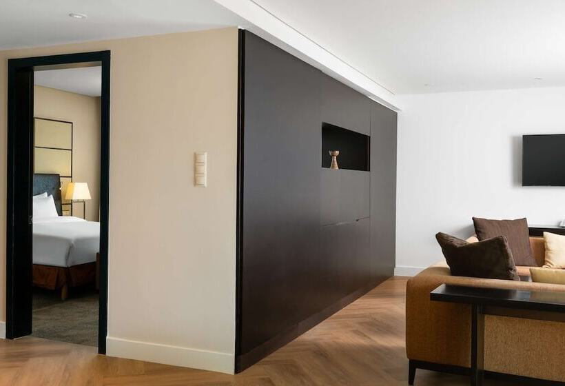 Люкс, Radisson Blu Hotel Bucharest