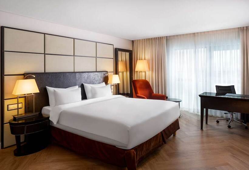 Номер Премиум, Radisson Blu Hotel Bucharest