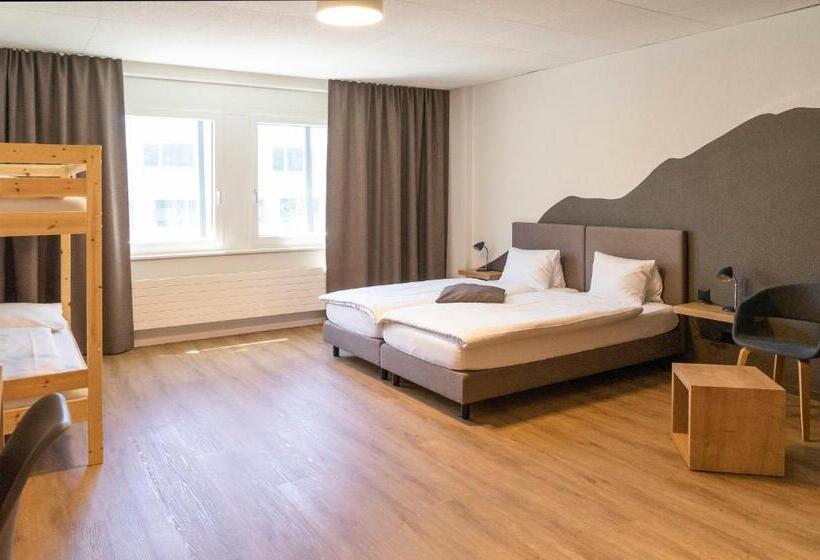 Четырехместный Номер Стандарт, Tailormade Hotel Stans Süd