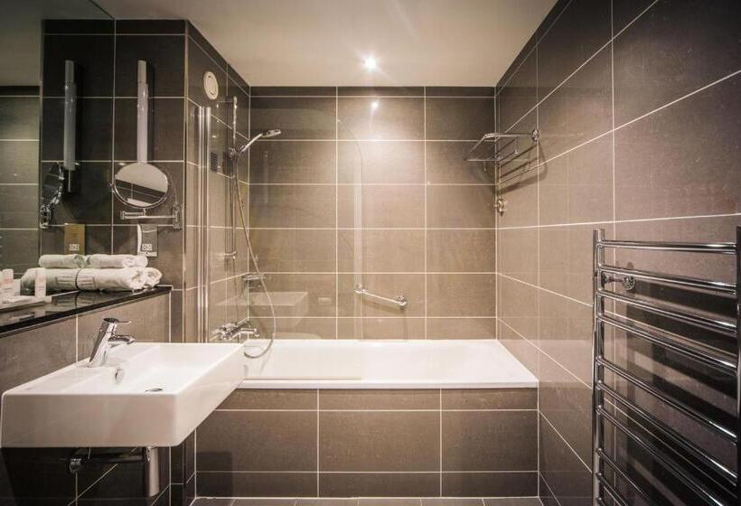 带城市景观的高级房间, Radisson Blu Hotel, Cardiff