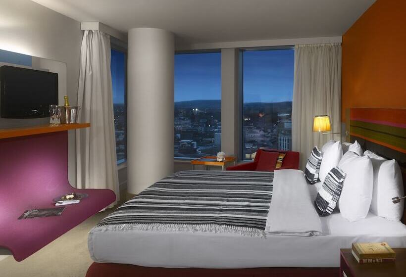 带城市景观的高级房间, Radisson Blu Hotel, Cardiff