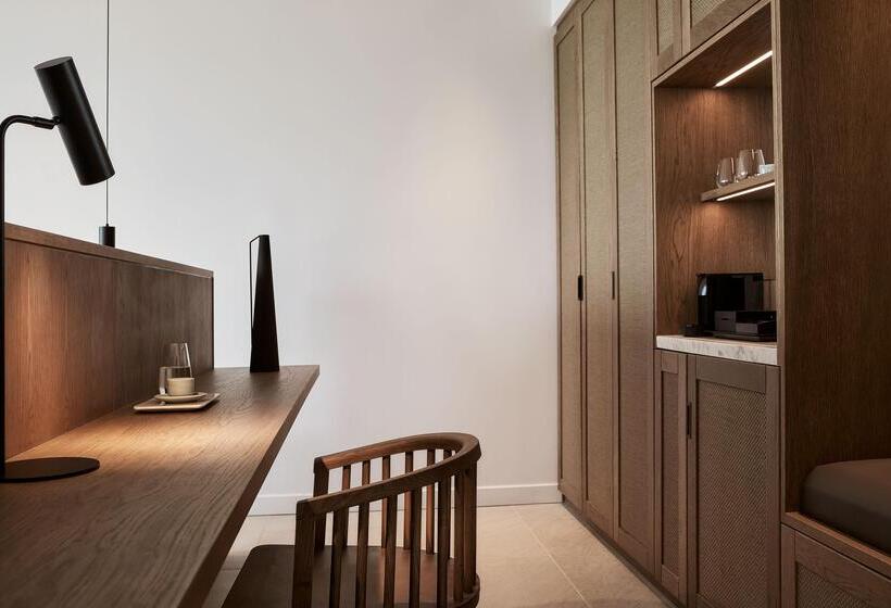 Люкс Вид на Море, The Olivar Suites